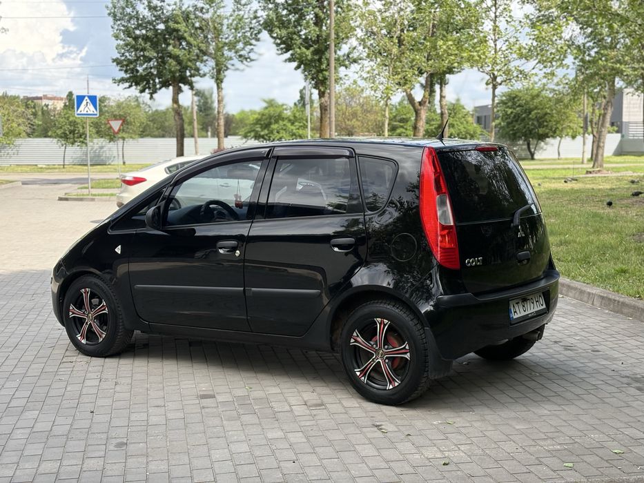 Mitsubishi Colt 1.3 MKПП