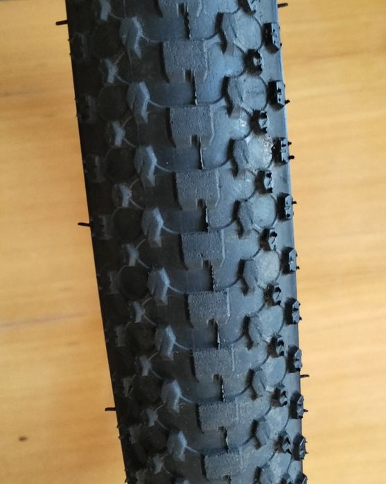 Продам велопокрышки с антипроколом 26*1.95