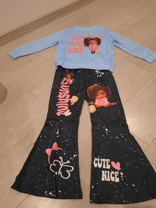 Komplet dzwony plus bluzka