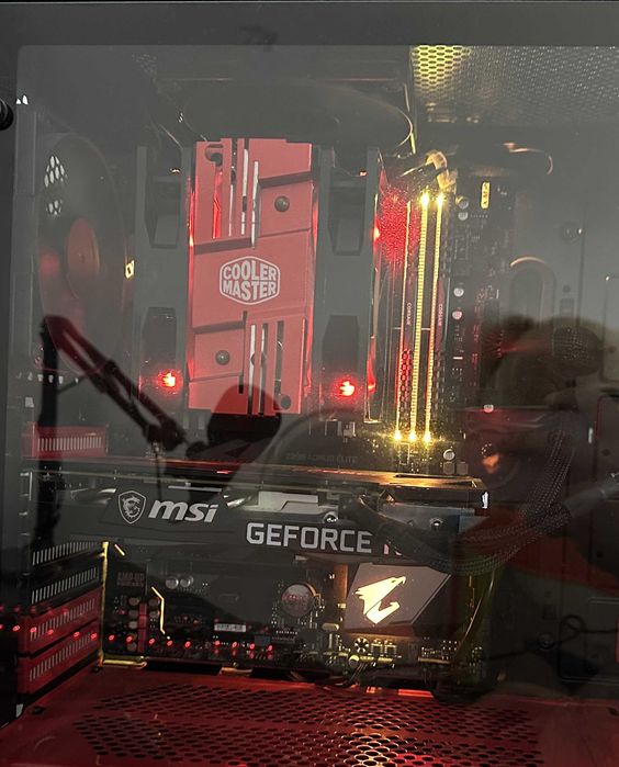 Combo Upgrade Gaming: Intel i7 9700K + Z390 AORUS Elite + Cooler Hyper 212