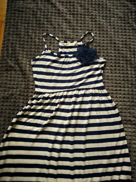 Sukienka dla dziewczynki rozm 140/146 H&M