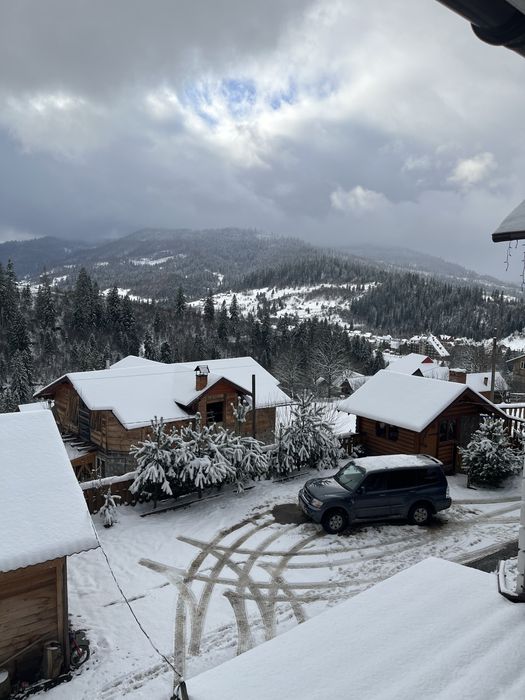 Котедж Hirska Vatra з Чаном  та літнім басейном