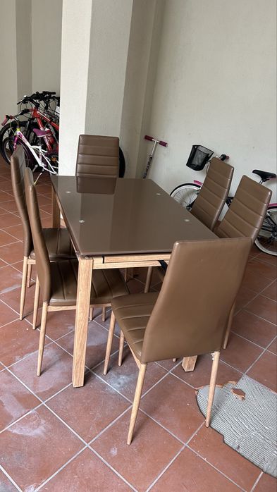 Mesa Extensível de vidro temperado