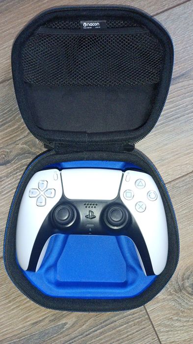 Nacon кейс і кабель type-c