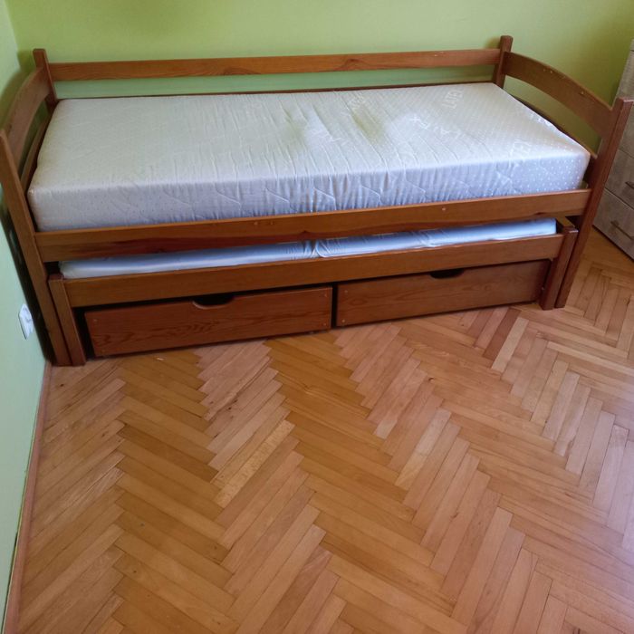Łóżko młodzieżowe podwójne