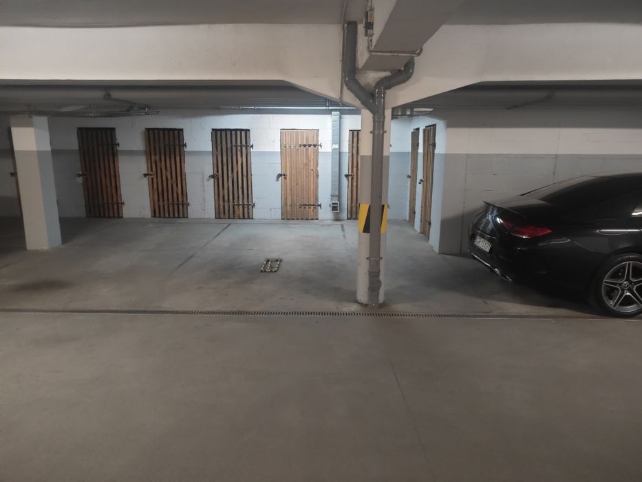 Miejsce postojowe ul Fieldorfa 4 - View 5