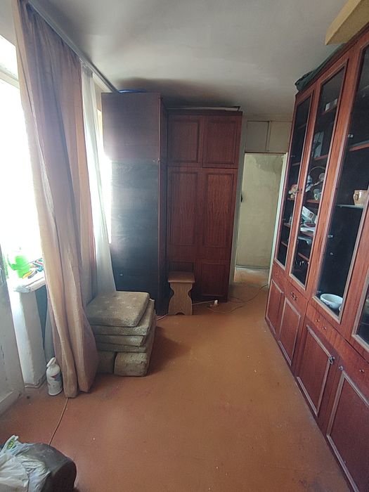 Срочно!!! Продам 1/2 квартиры. ТОРГ!