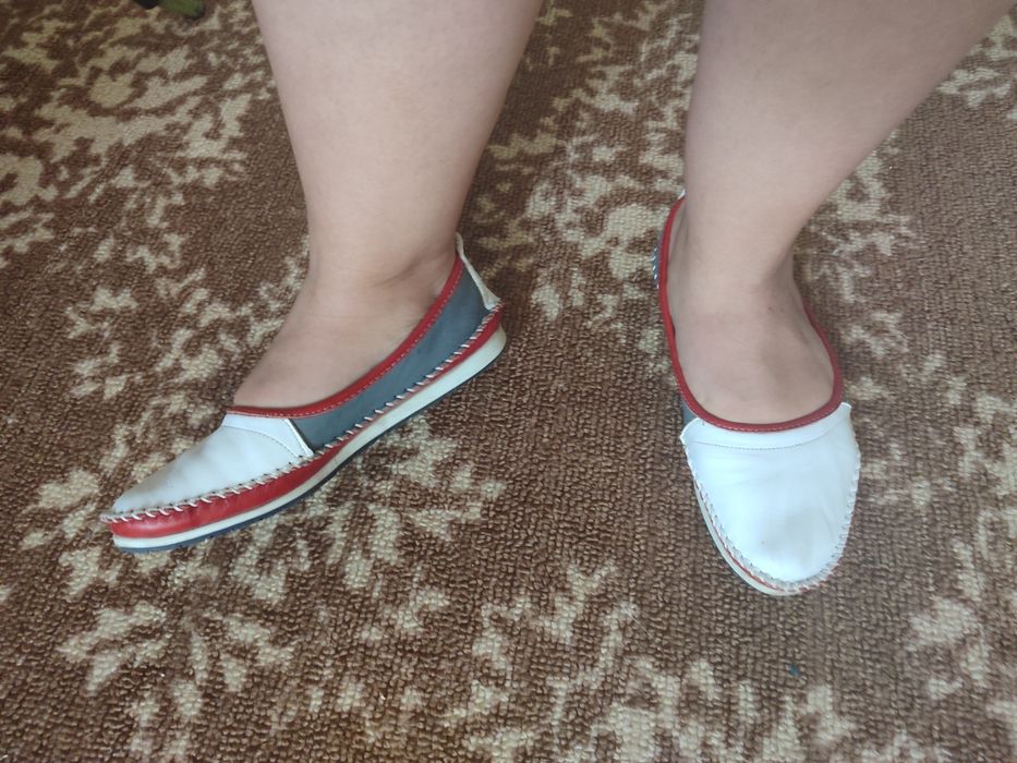 Мокасини босоніжки шкіряні