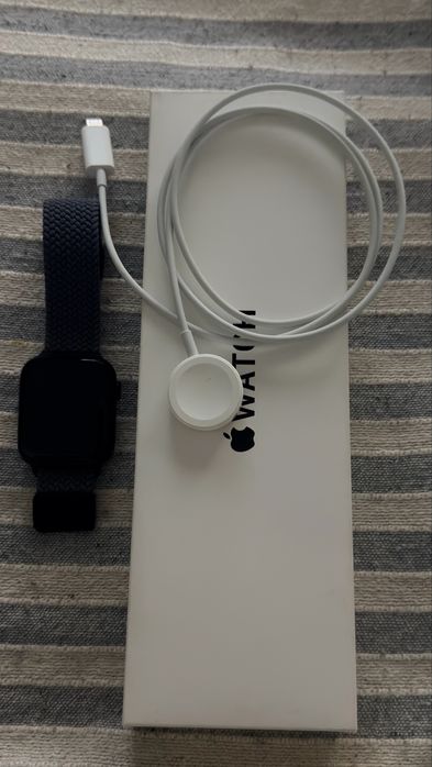 Watch SE (Gen 2)