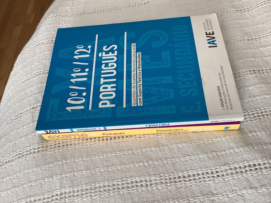 Livros de preparação para exame nacional de Português