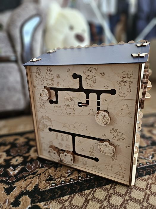 Бизи кубик- домик