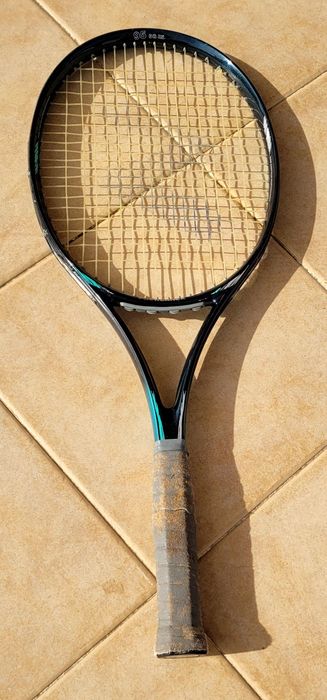 Raquetes de ténis Dunlop e Kenex