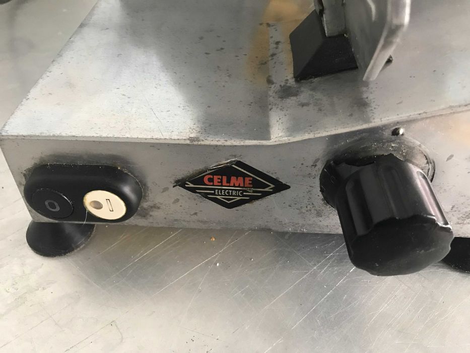 Продам професійний слайсер CELME