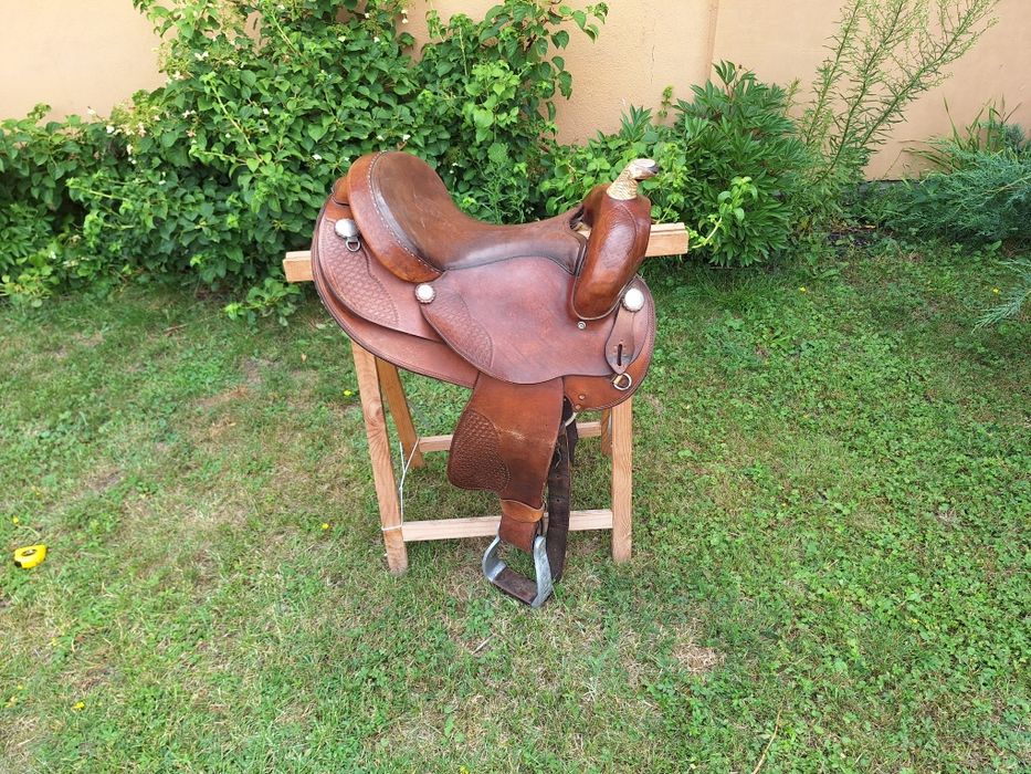 Siodla westernowe rozne