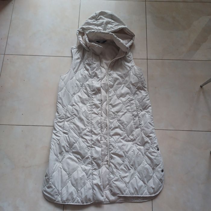 Bezrękawnik DUNNES długi z kapturem i kieszeniam jak nowyi S/ M