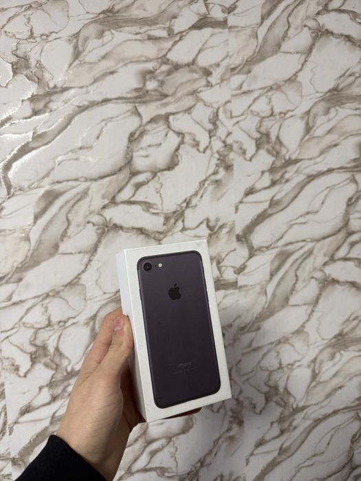 Продам iPhone 32гб