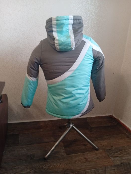 Продам дитячу куртку, б/у