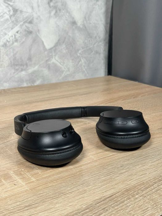 Бездротові навушники Sony WH-CH720N