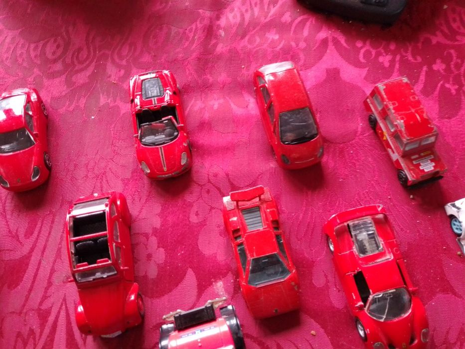 Deseja carrinhos vemelhos? desde 5E ou 15-65E-Calças homem4E Desde 4E