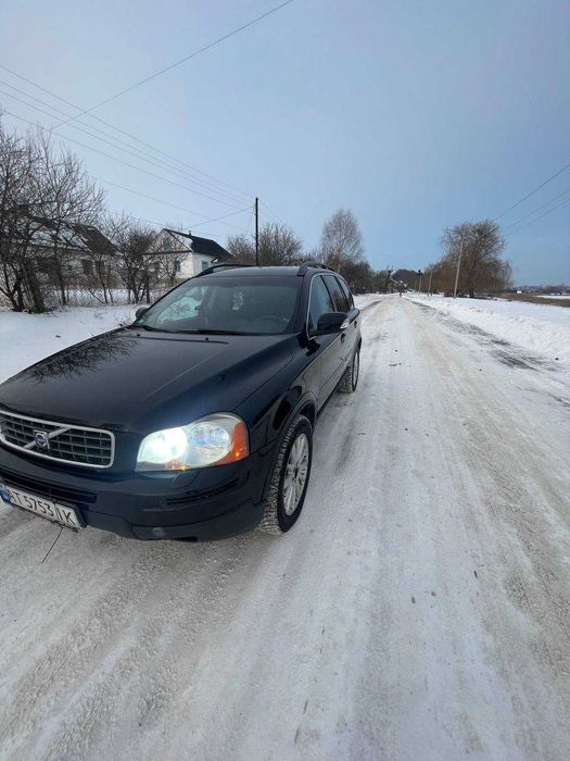 Автомобіль Volvo XC 90