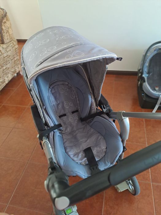 Carrinho chicco living trio