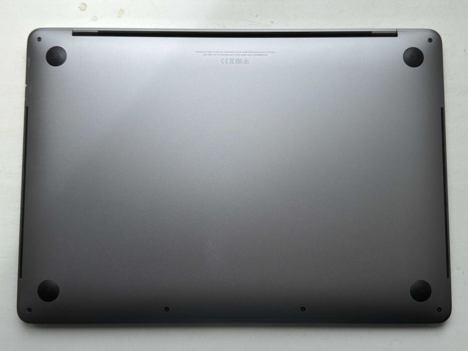 MacBook Pro 13" Touch Bar 256/8