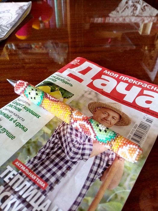 Ручки связанные крючком и бисером