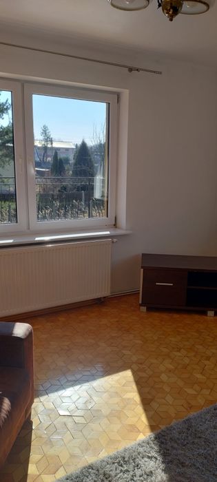 Wynajmę piętro domu 100m2