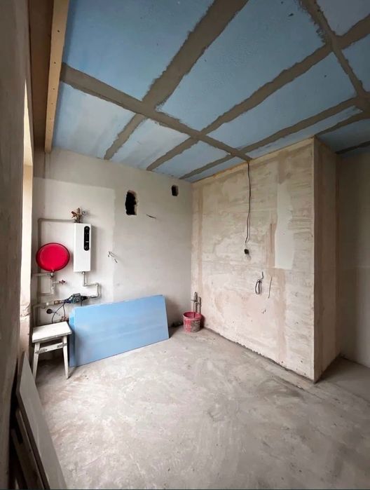 Однокімнатна квартира Лозова