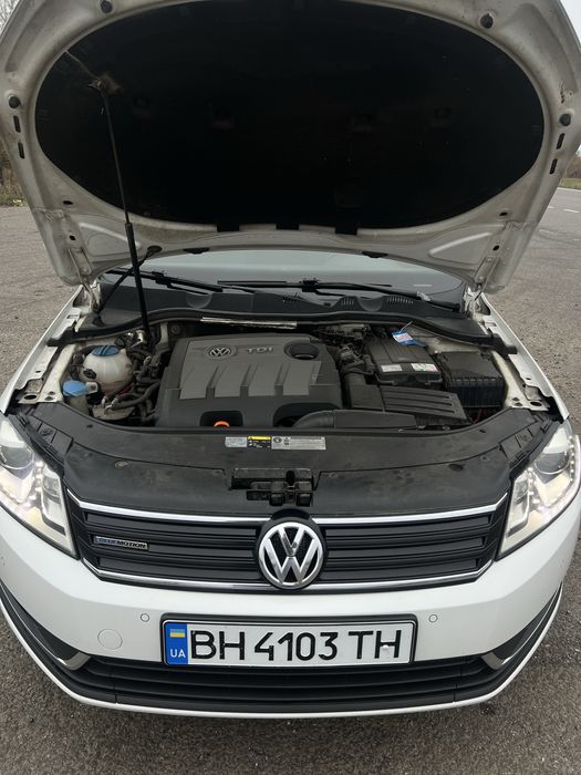 Volkswagen Passat 2012 VIN WVWZZZ3CZDP019743 фото оголошення 9 з 9