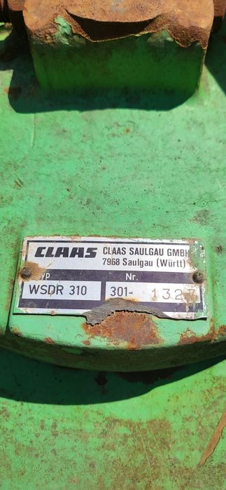 Zgrabiarka karuzelowa claas