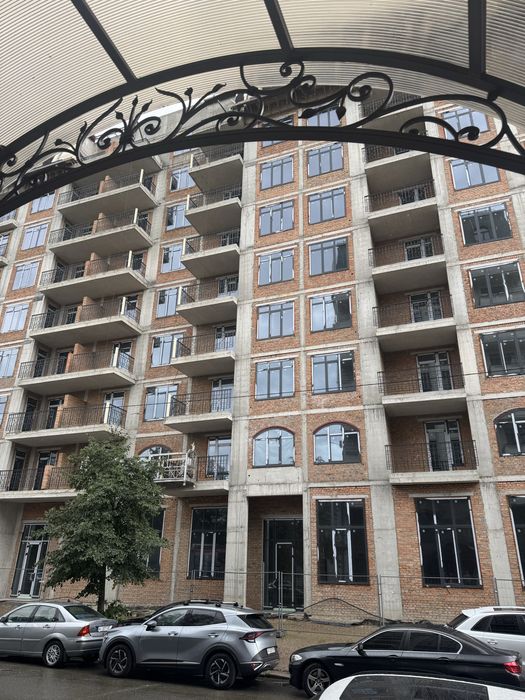 Клубний будинок в серці Подолу ЖК LA MANCHE