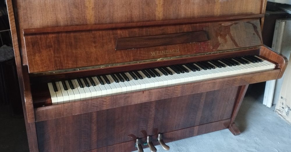 Piano vertical Weinbach (Petrof) Oferta Transporte e Afinação