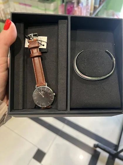 Часы Daniel Wellington DW00100181