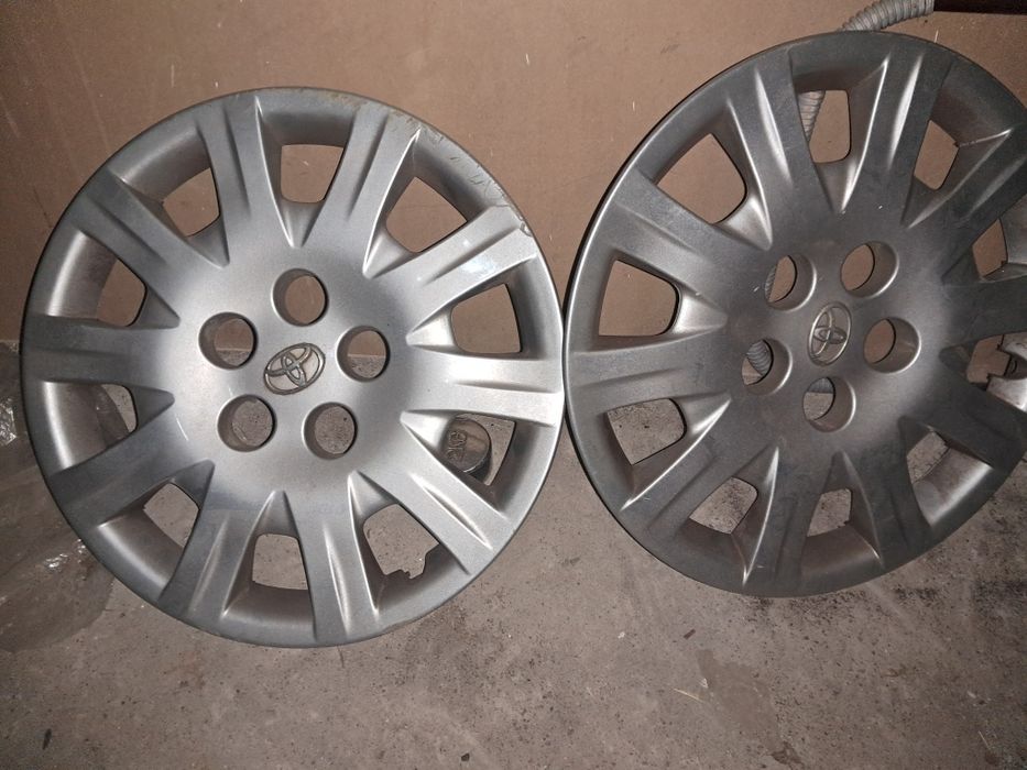 Колпаки R16  Toyota Avensis оригинал