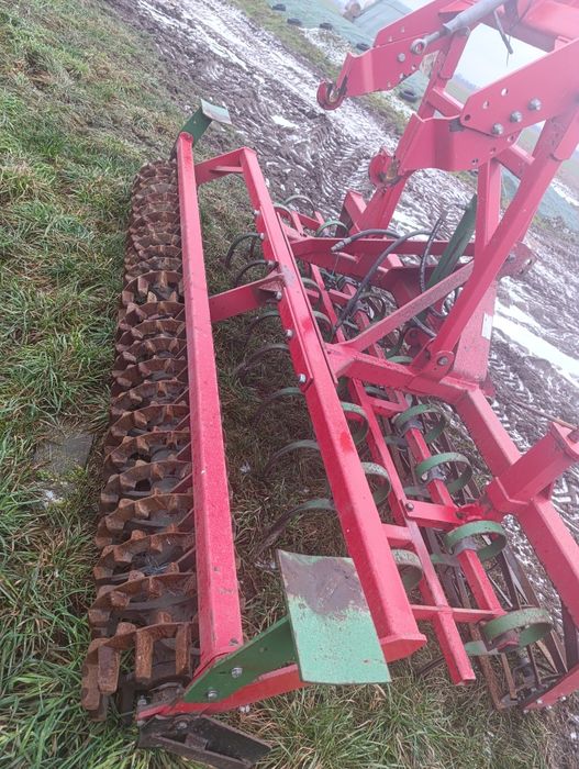 Agregat uprawowo siewny unia Ares siewnik