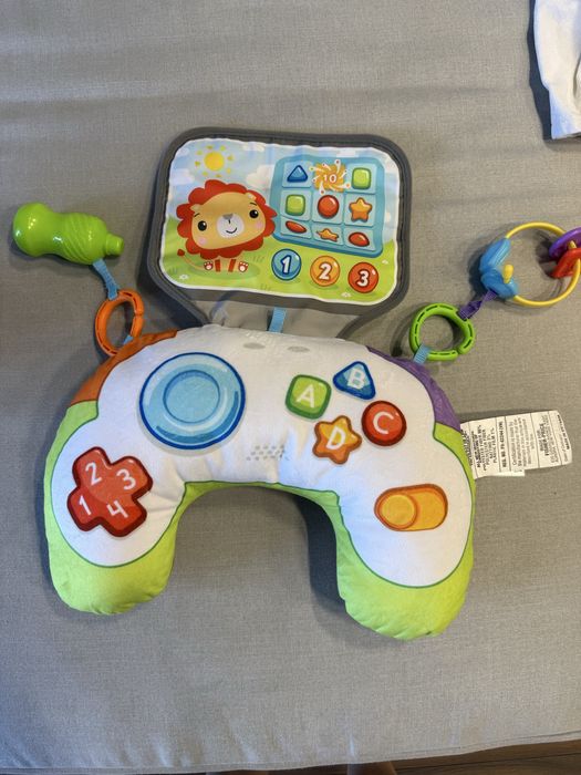 Подушка для гри на животику Fisher-Price