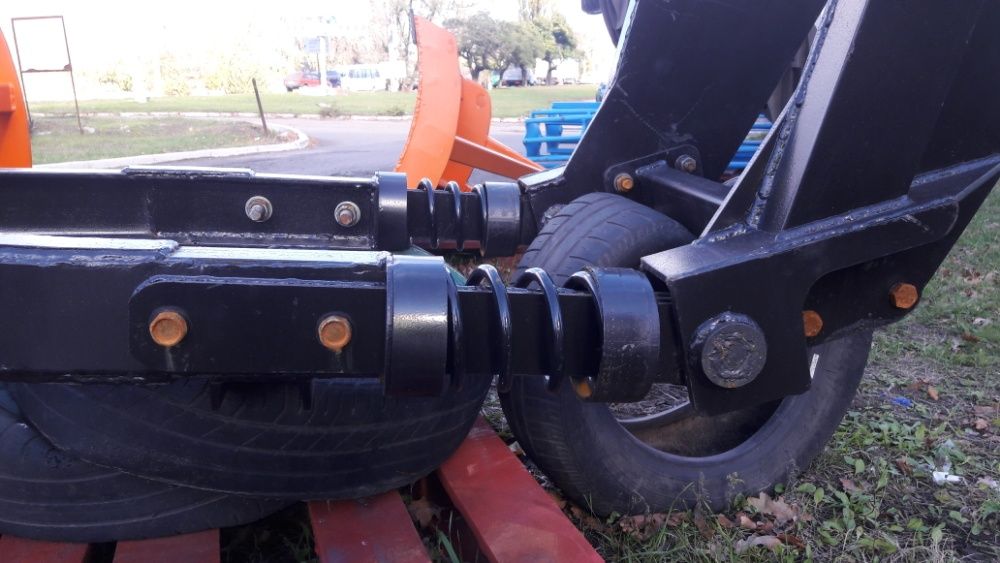 Відвал для снігу + лопата бульдозерна на трактор МТЗ 80 / 82 892