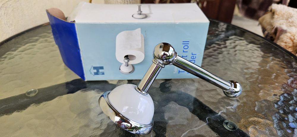 Uchwyt papier toaletowy