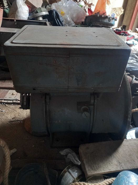 продам синхронный генератор ЕСС-62-4У2,  12 кВт, 400В, 3ф, 50Гц