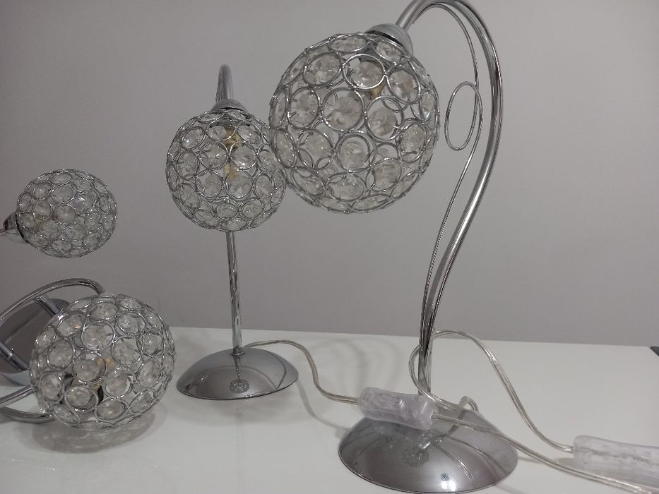 Conjunto de candeeiro de teto e candeeiros de mesa de cabeceira