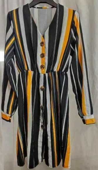 Vestido Camiseiro às Riscas com Botões