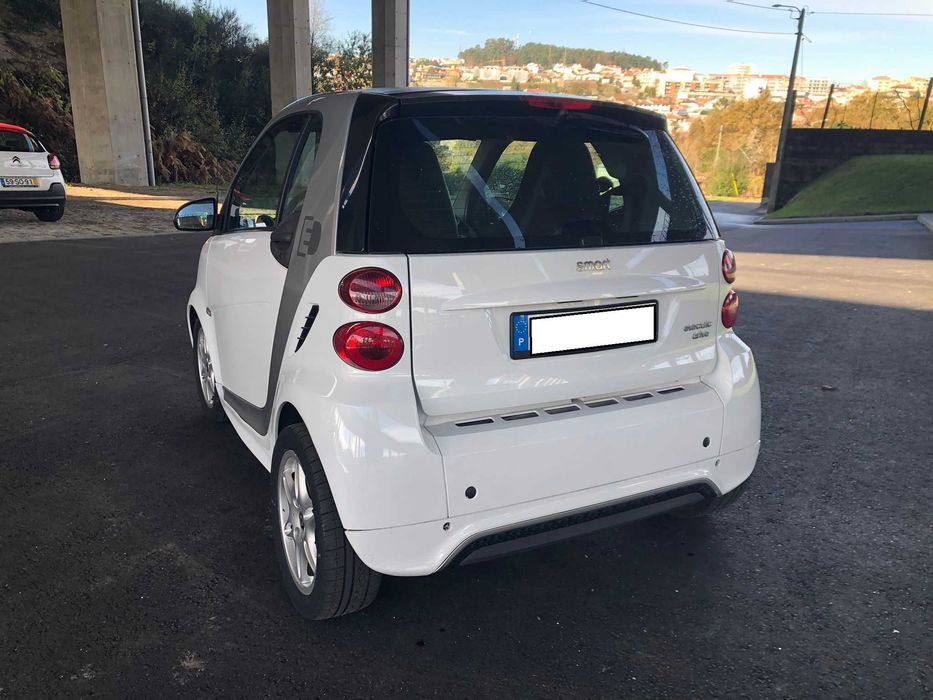 Smart fortwo 100% eletrico 2016