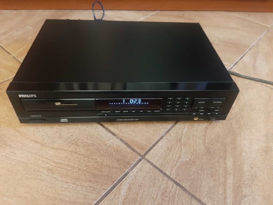 Odtwarzacz CD Philips CD690