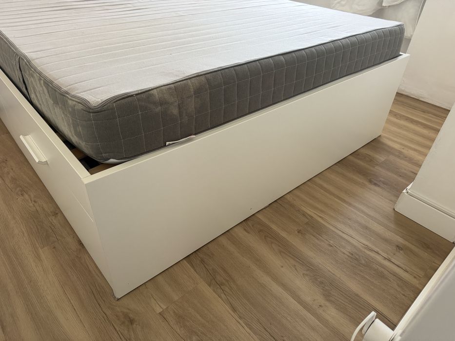 Cama Brimnes Ikea + colchao