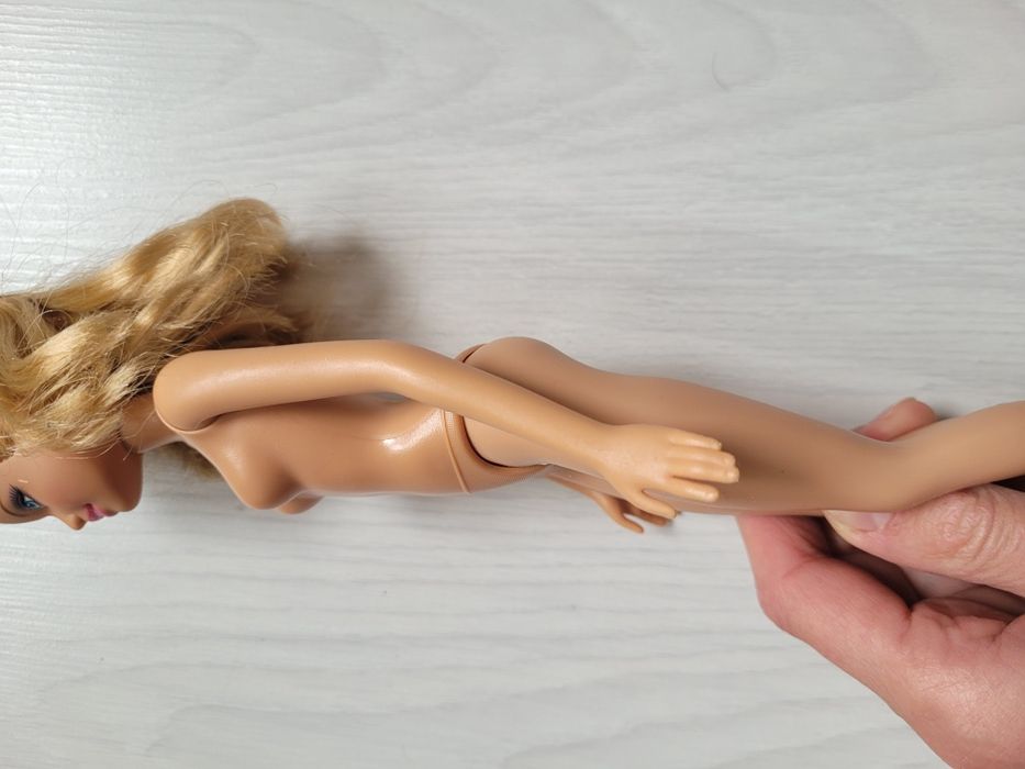 Lalka barbie mattel 2005