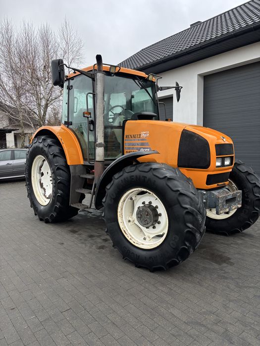 Ciągnik rolniczy Renault Ares 640