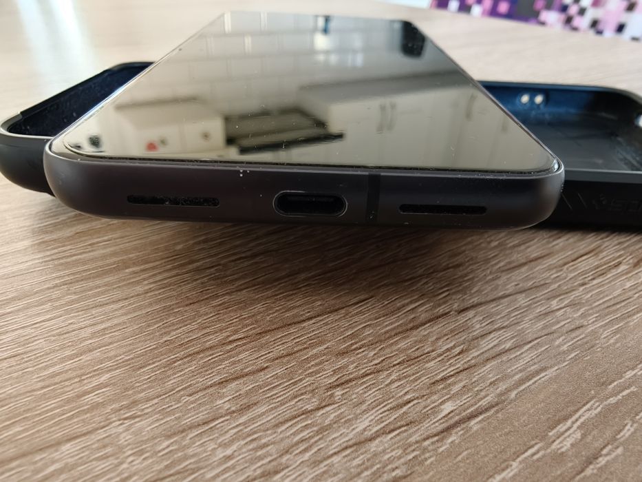 Smartfon Google Pixel 8