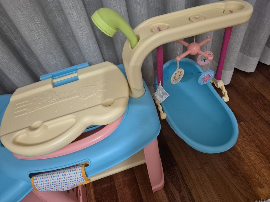 Nenuco  Caring Center - Trocador/Banheira/Refeição/Dormir