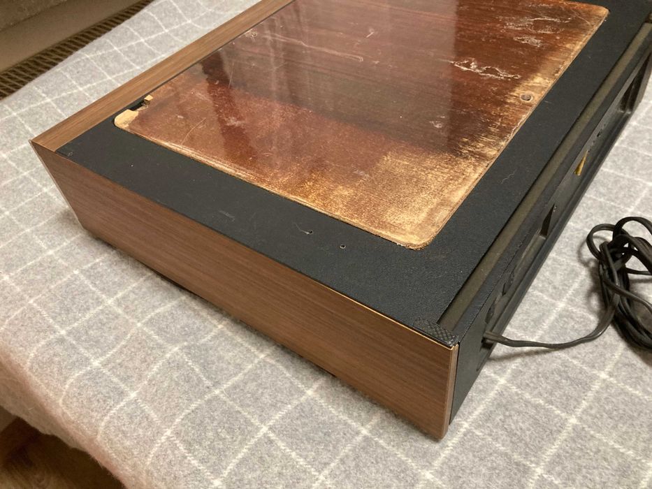 Wzmacniacz, odtwarzacz, gramofon Dual HS140